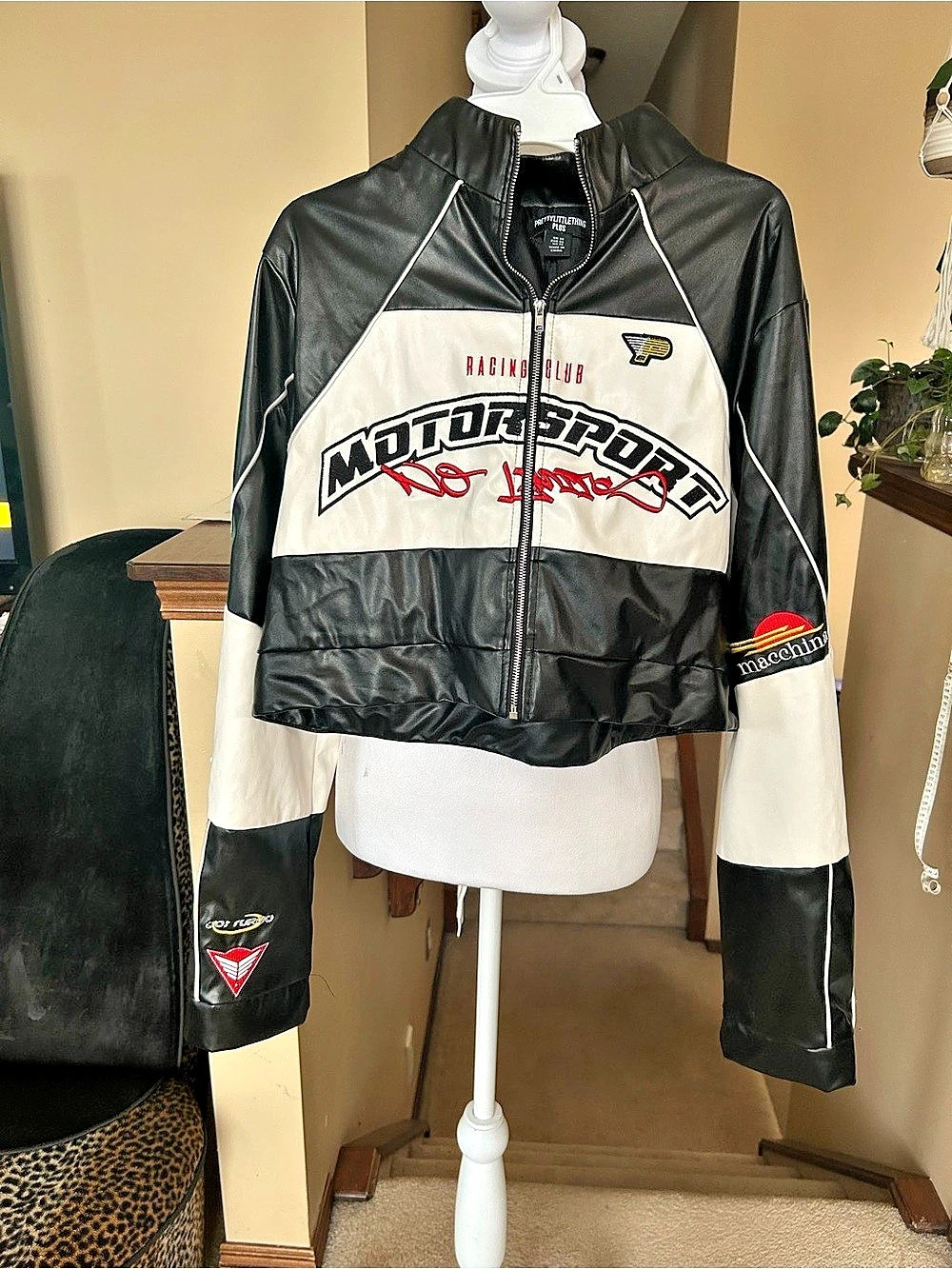 PrettyLittleThing Plus Motorsport PU Cropped Biker Jacket Black & White Size 14